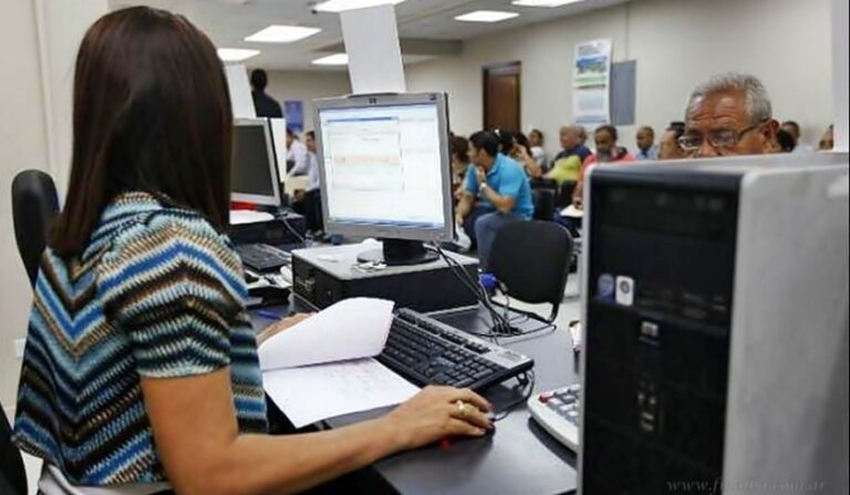 Empleados públicos.