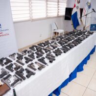 Interior y Policía recibe 218 armas de fuego y 5,820 municiones que fueron sacadas de las calles
