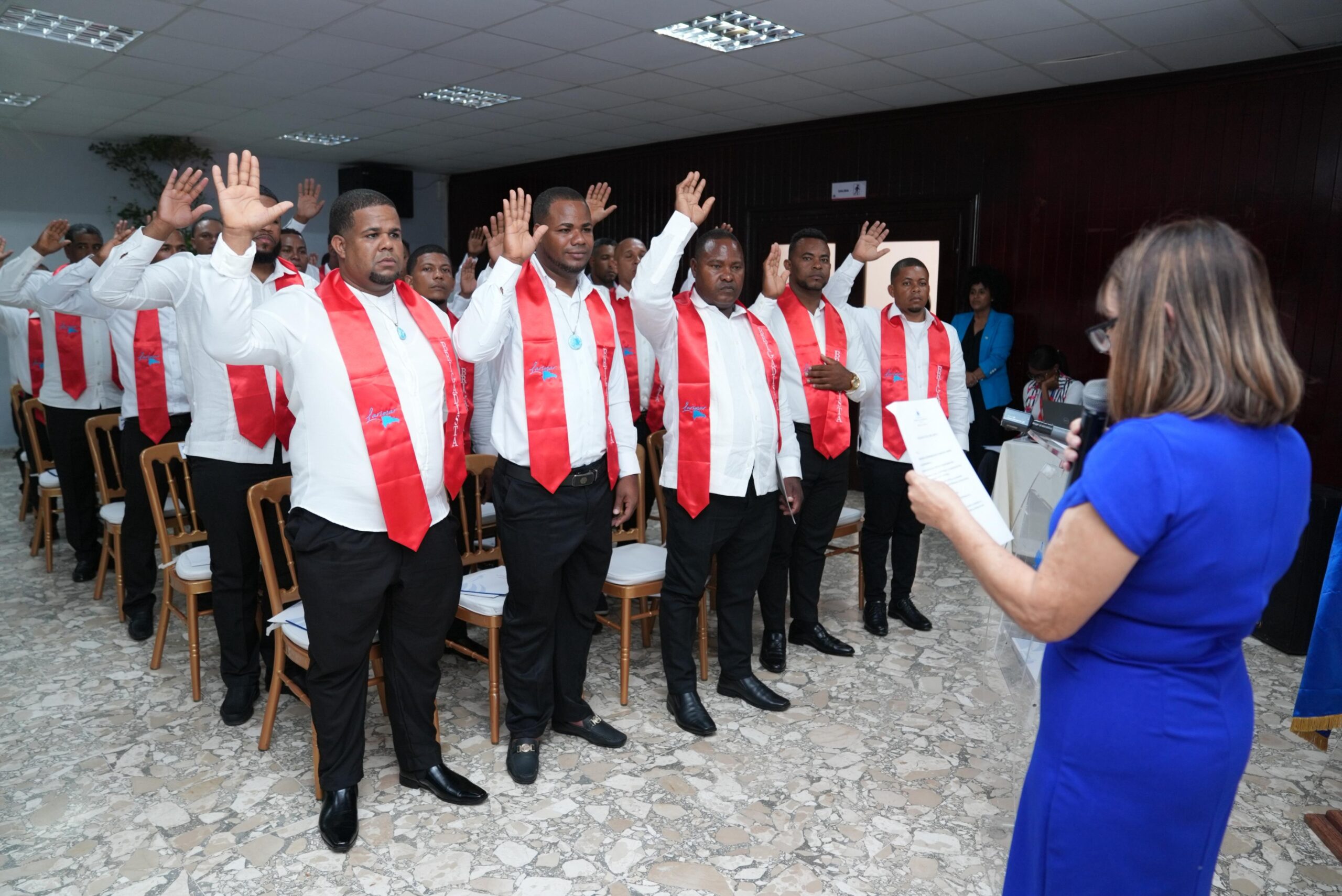 Energía y Minas gradúa a 28 mineros como brigadistas de emergencia