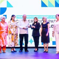 Freddy Ginebra obtiene el más alto galardón de la OEI        