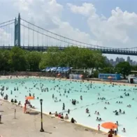 Piscinas Públicas, las opciones de refrescarse y entretenerse durante el verano en nueva York