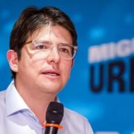 El senador Uribe Turbay lidera la intención de voto un mes después del atentado
