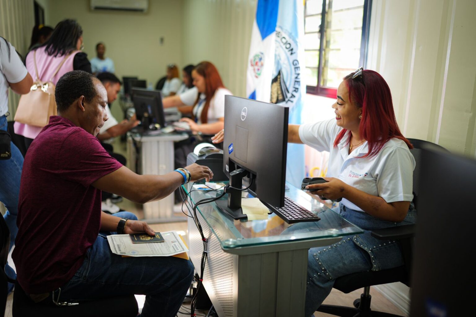 “Pasaporte en Ruta” beneficia a 927 ciudadanos en Samaná y anuncia instalación de nueva oficina provincial