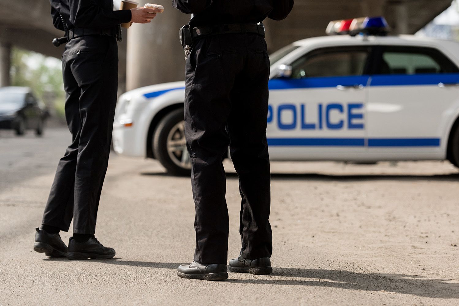Joven de 18 años muere baleado en plena tarde en El Bronx; otros dos resultan heridos