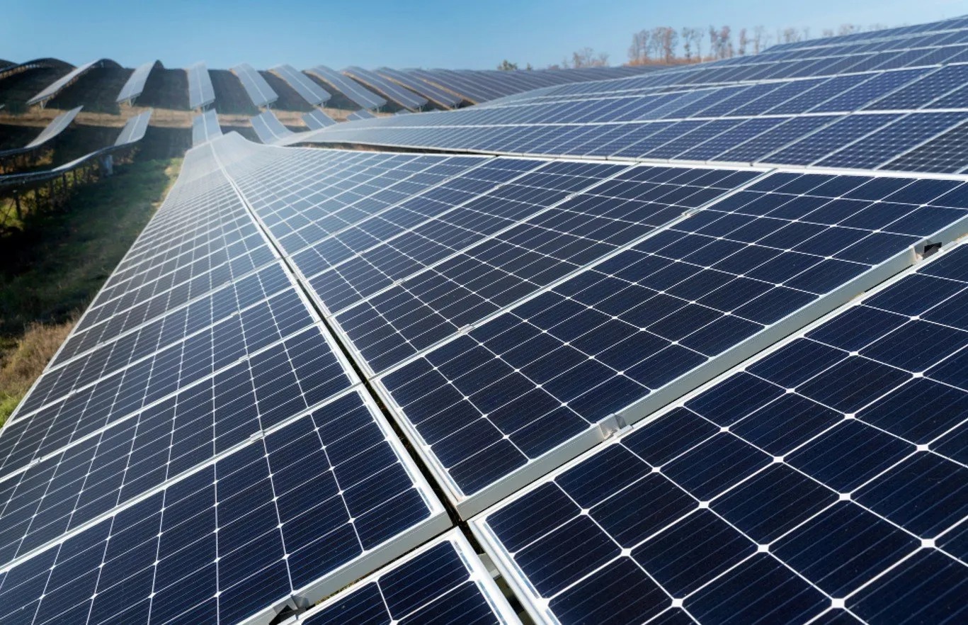 RD adquiere seis parques fotovoltaicos a una empresa española