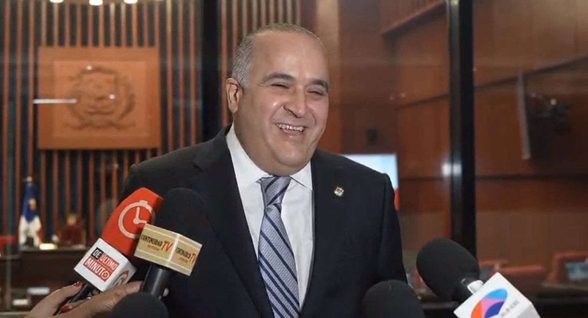 Senador responde a Leonel: “Omar está presentando mejores opciones que él mismo”