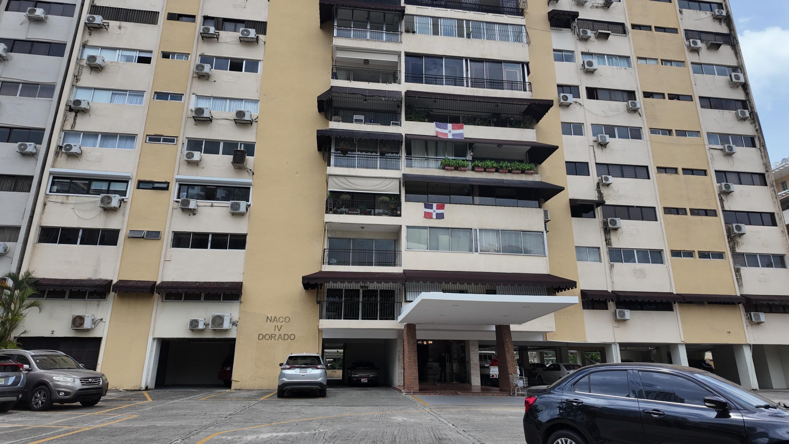 Edificio Dorado IV permanece en calma tras tragedia que dejó una mujer muerta y cinco heridos
