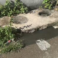 Denuncian deterioro en calles y aceras en Los Frailes I