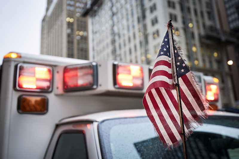 Anciano de 73 años acusado de matar a su esposa a golpes en su apartamento de El Bronx
