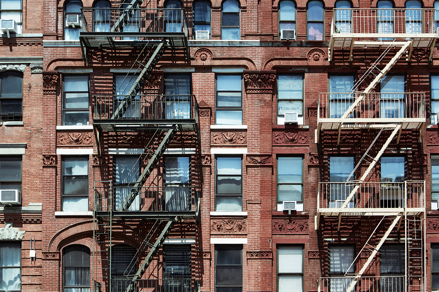 Aumentan 4.5% el costo de los alquileres de apartamentos en Nueva York este año