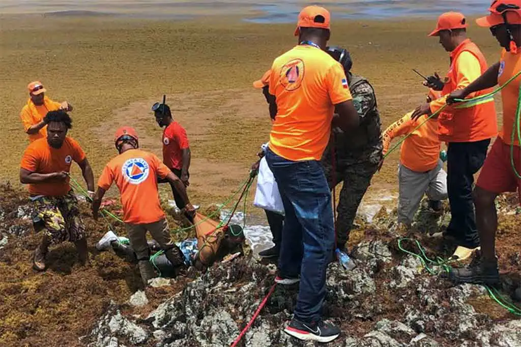 Sube a seis el número de cuerpos recuperados tras naufragio en Playa Juanillo