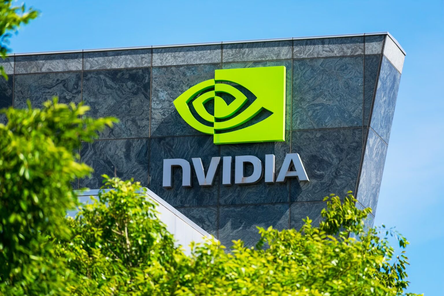 Nvidia descarta instalar plantas de semiconductores en México