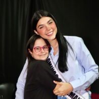 Con pasos firmes y el corazón abierto, Ana continúa su camino en el certamen Miss República Dominicana Universo.