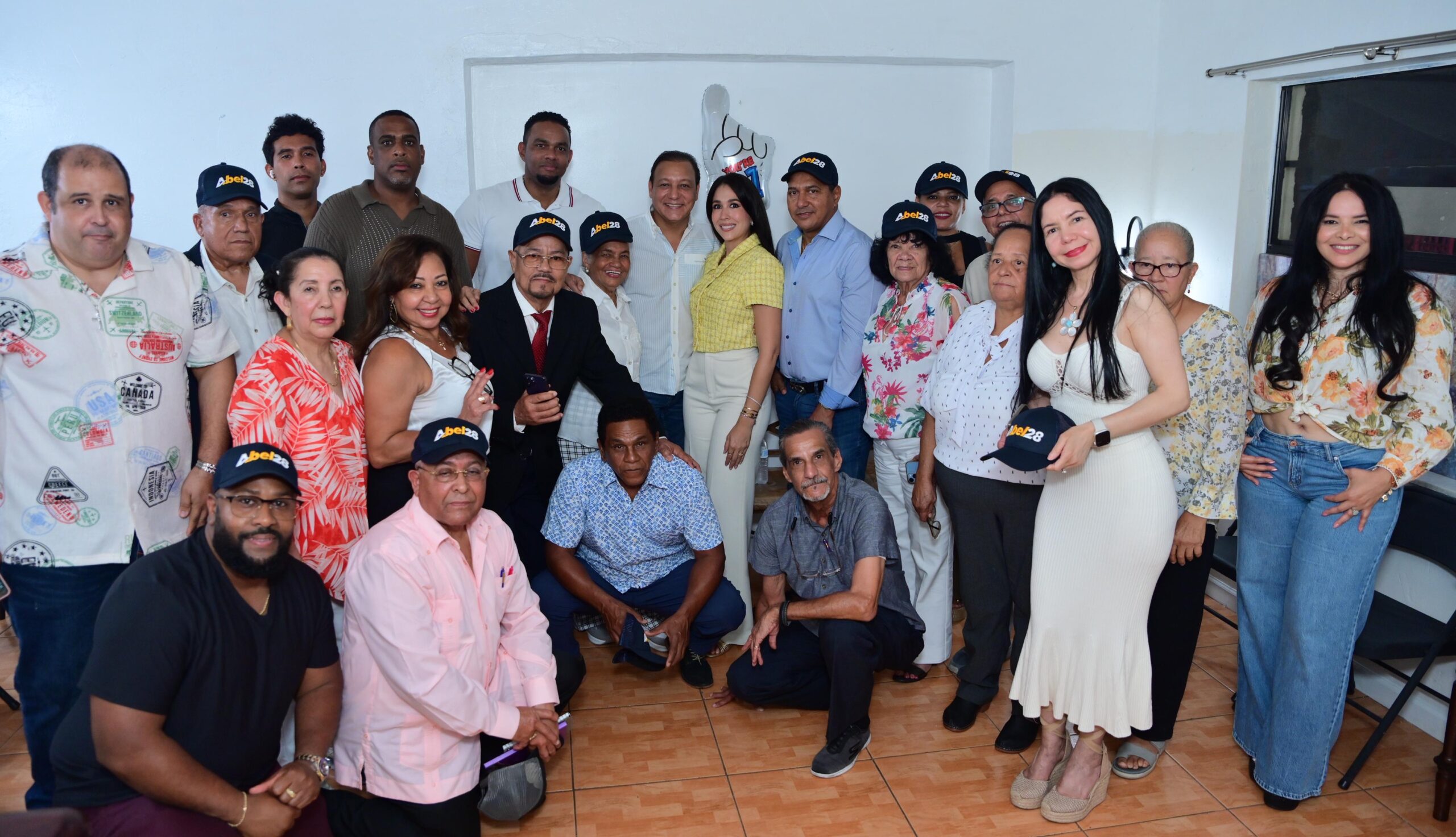 Abel Martínez se reúne con dominicanos en Florida y convoca a la diáspora a construir un nuevo proyecto de nación