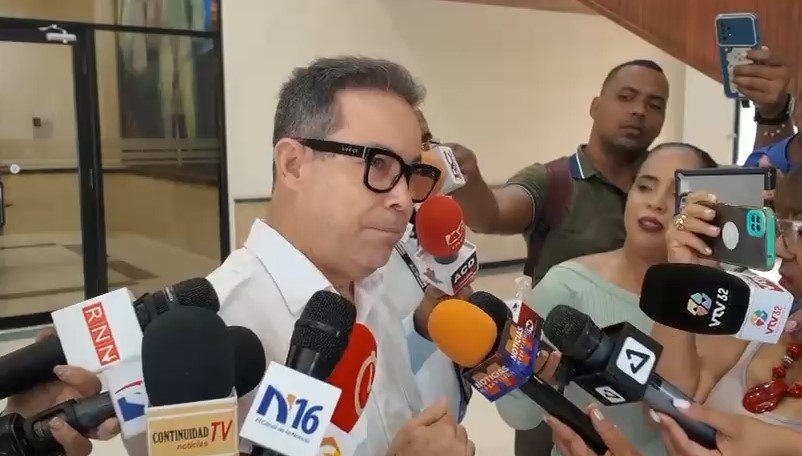 Amado Díaz califica a Antonio Taveras de “narcisista e inadaptado” tras enfrentamiento en el Senado