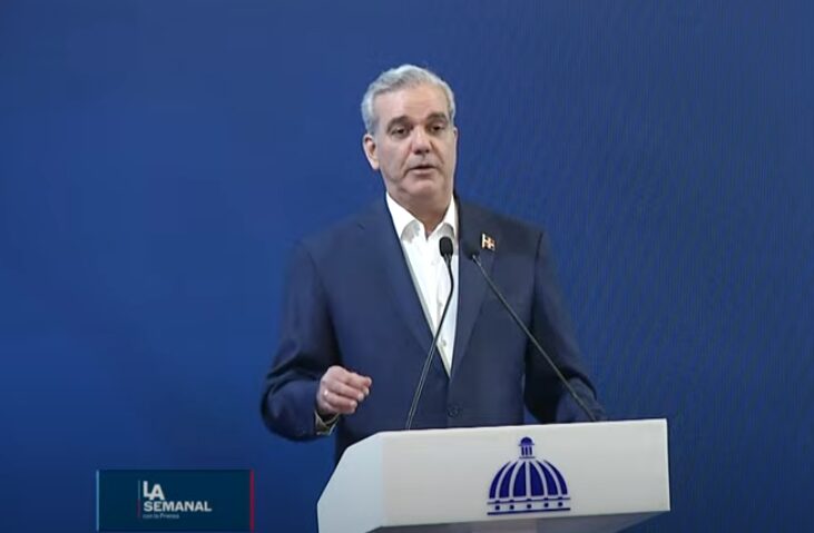 Gobierno cumple con meta de construcción de aulas