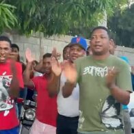 Familiares y vecinos exigen arresto de seis hombres acusados de violar a joven de 21 años en Villa González