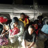Ejército detiene a 11 indocumentados abandonados en vehículo en San Juan de la Maguana