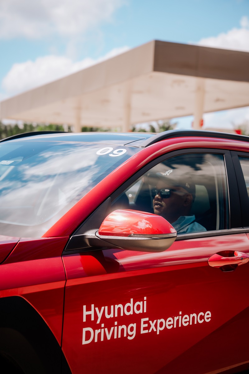Conducir hacia el futuro: Hyundai lleva su visión híbrida a las carreteras