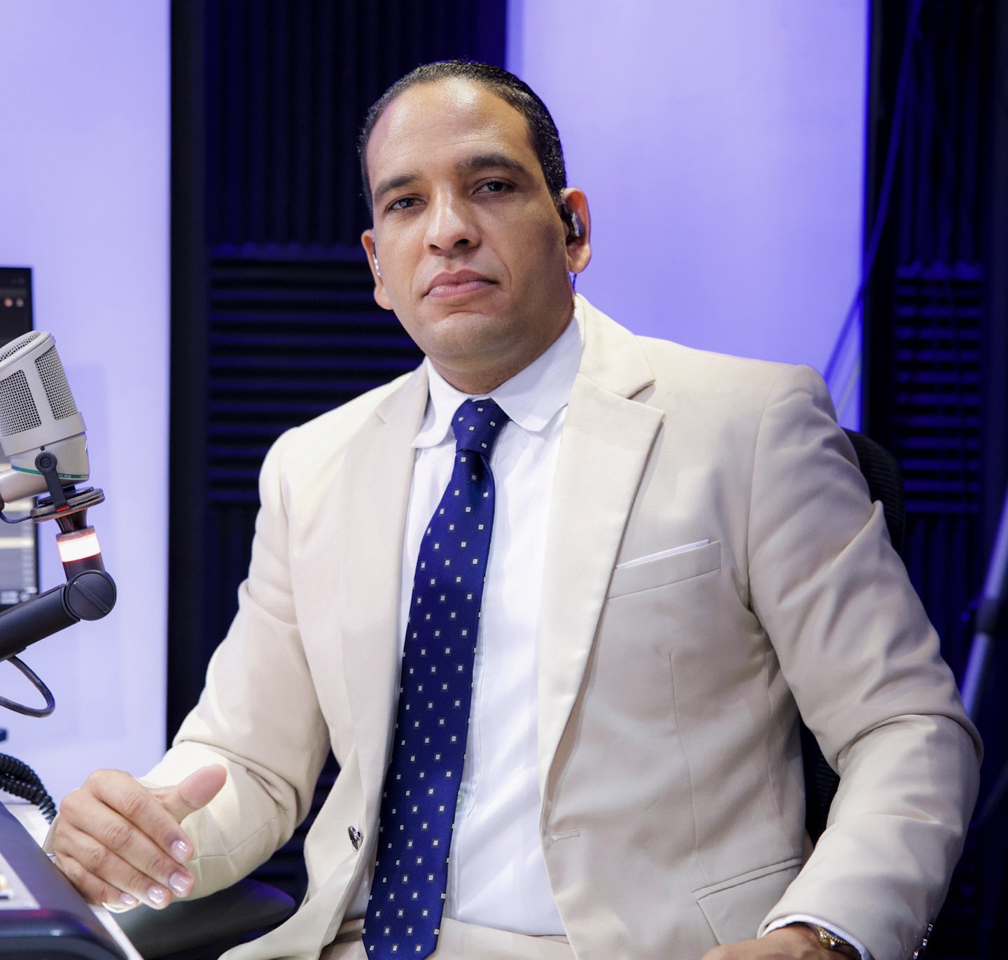Hansel García califica la comunicación gubernamental como la "peor" y critica silencio por rumor de renuncia de Homero Figueroa