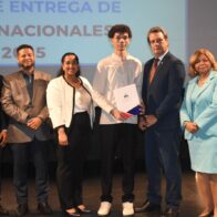 MESCyT otorga becas a estudiantes de la Universidad Domínico-Americano  y Ucateba