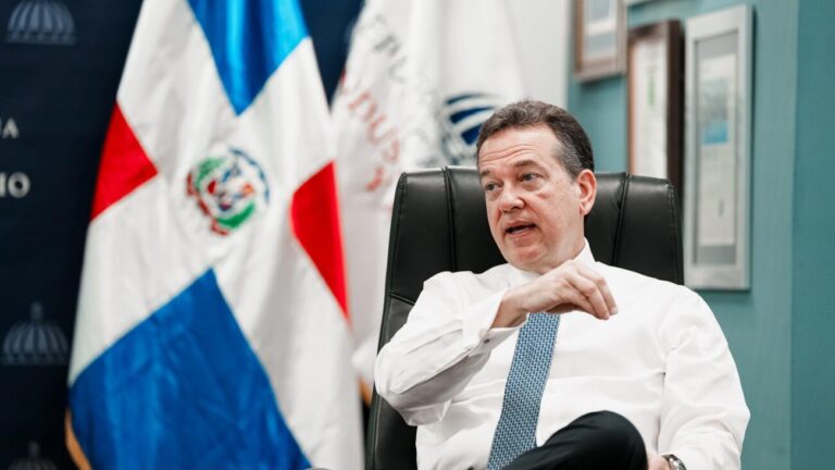 Ministro de Industria y Comercio: “Se requieren más fondos para inversión de capital en RD”