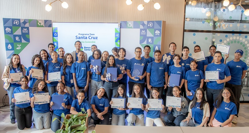 Banco Santa Cruz impulsa la sostenibilidad juvenil con su programa Verano Teen Santa Cruz 