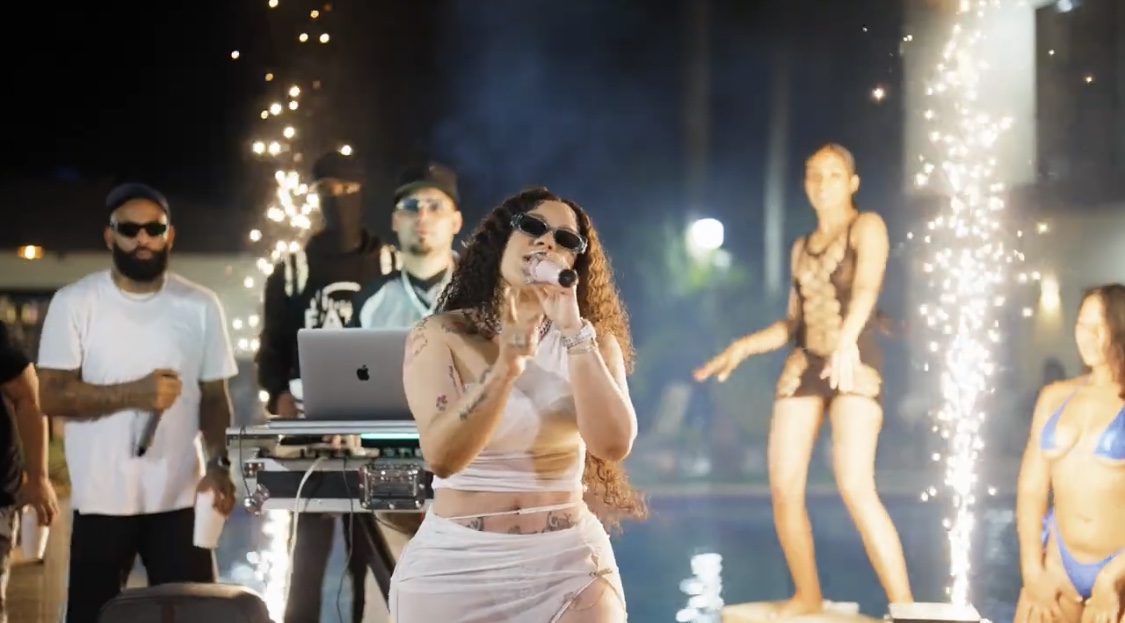 DJ Patio y La Insuperable protagonizan un épico encuentro en vivo desde una villa junto a sus fans