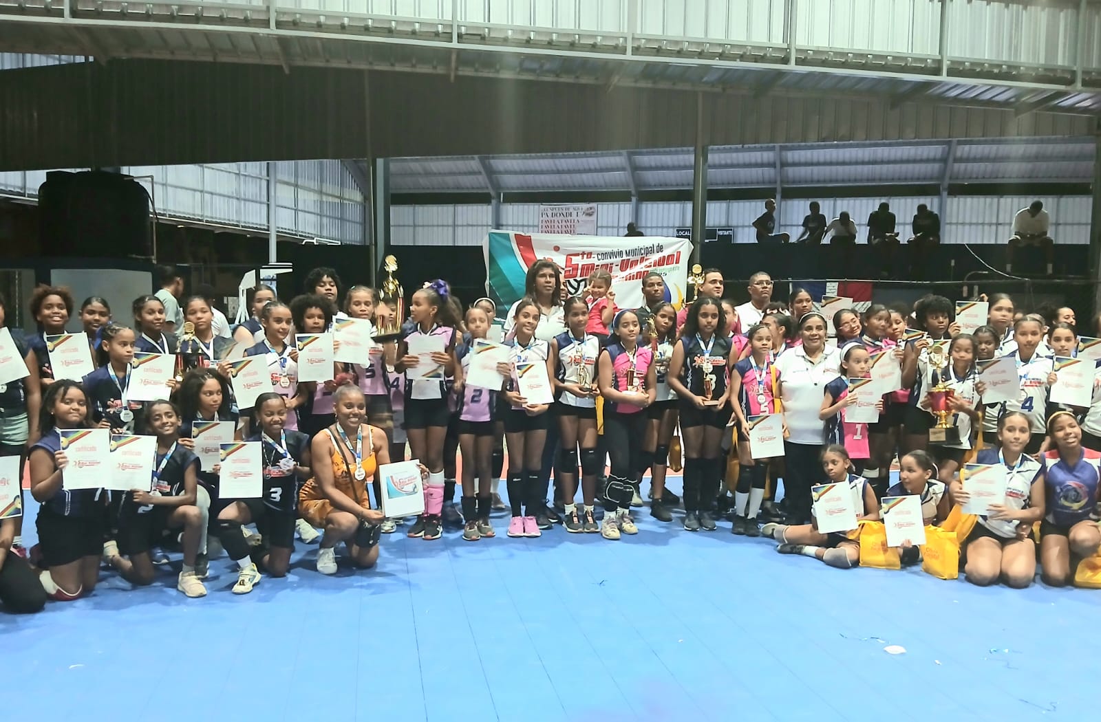 Villa Carmen se corona campeón del Mini Voleibol Femenino SDE 2025