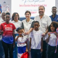 INEFI entrega nuevo polideportivo en Bayaguana