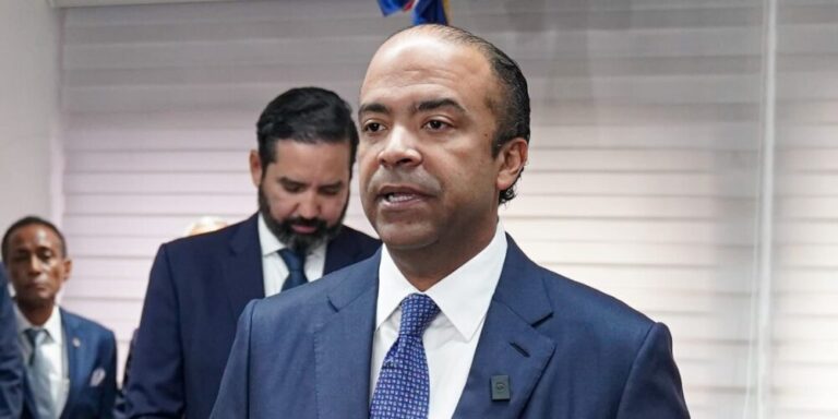 Samuel Pereyra anuncia acciones legales en EE. UU. por presunta extorsión y difamación