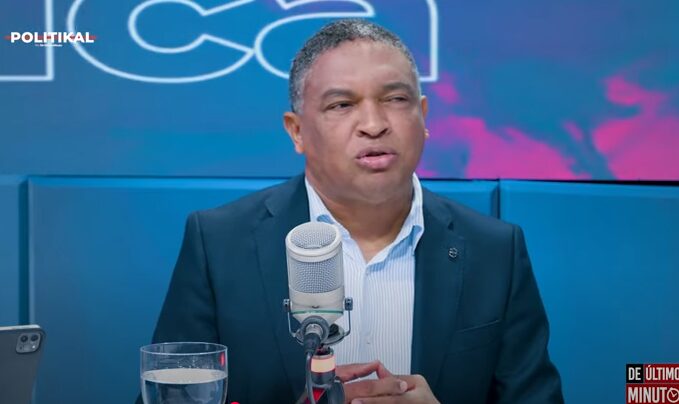 Yván Lorenzo califica aprobación del código penal como una "burla y gran estafa" a la mujer dominicana