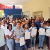 Centros Tecnológicos Comunitarios impulsan la transformación digital en Duvergé con jornada “Frontera Digital”