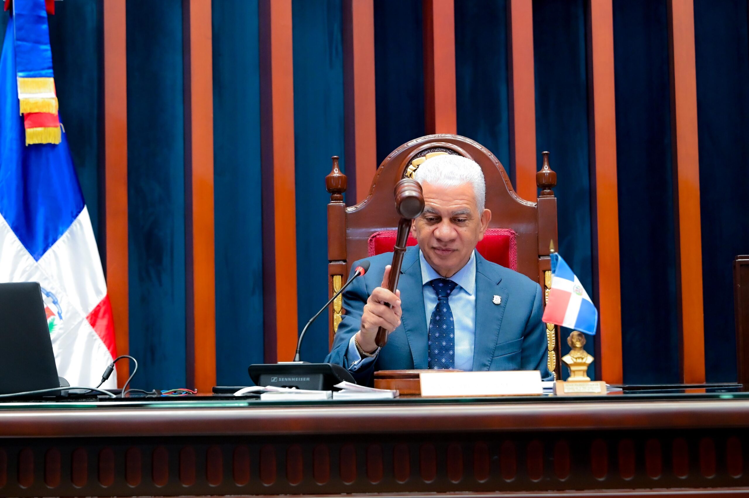 Senado reintroduce proyecto de ley orgánica que modifica Código de Trabajo para su estudio