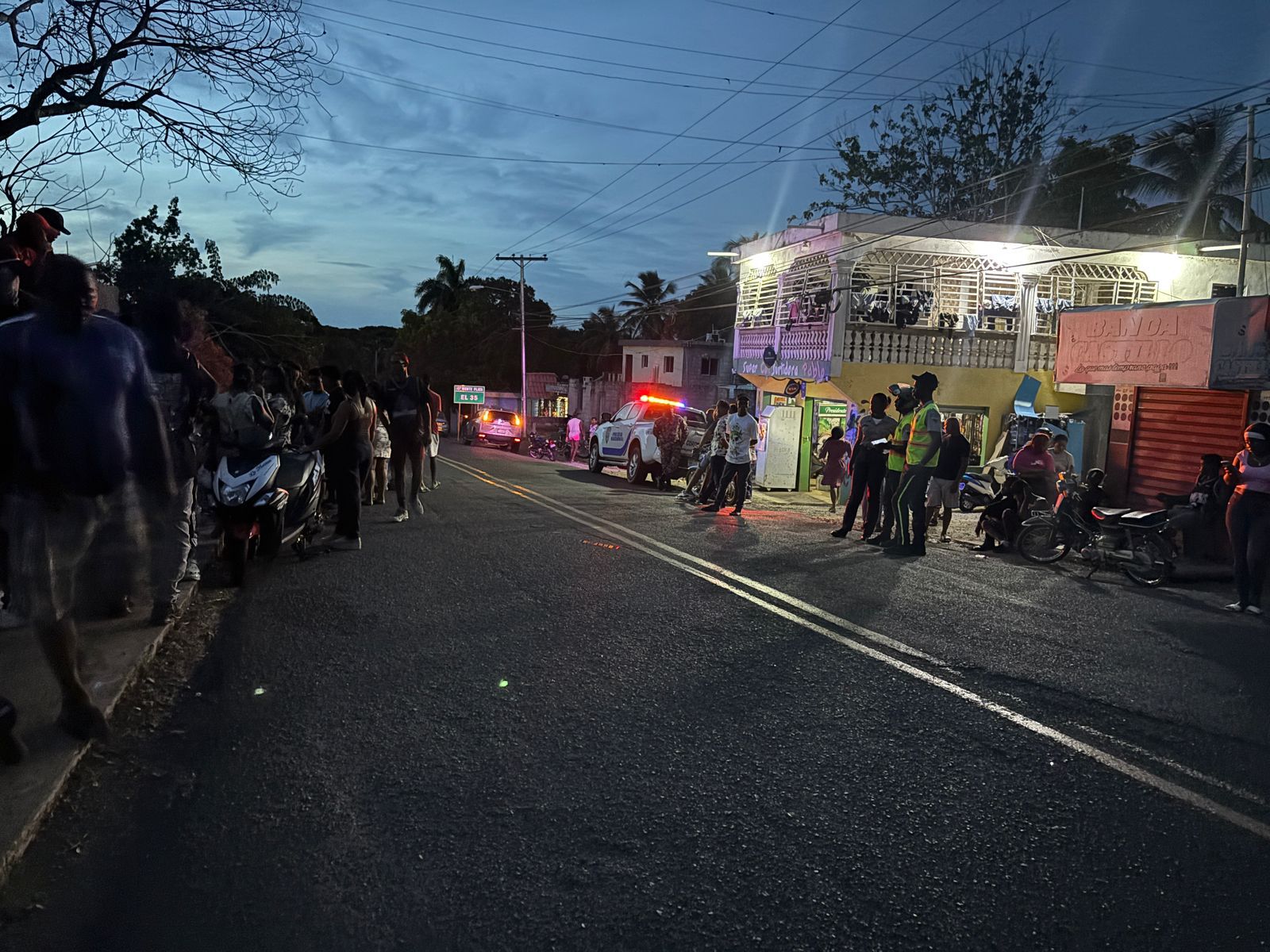 Accidente de tránsito en Los Botados, Yamasá