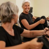 Descubre los beneficios de practicar pilates en la tercera edad