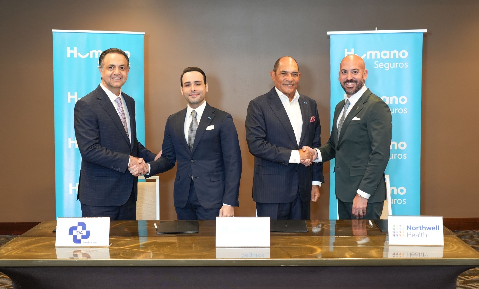 Humano Seguros firma acuerdo con IDA Healthcare y Northwell Health