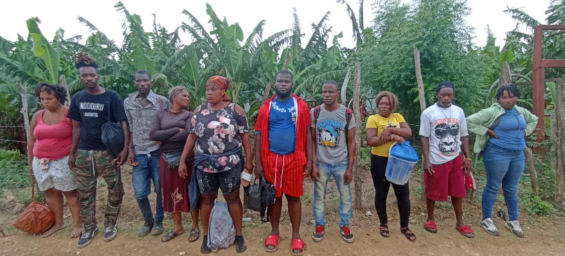 Ejército detiene a 37 nacionales haitianos indocumentados en operativos realizados en Dajabón y Valverde