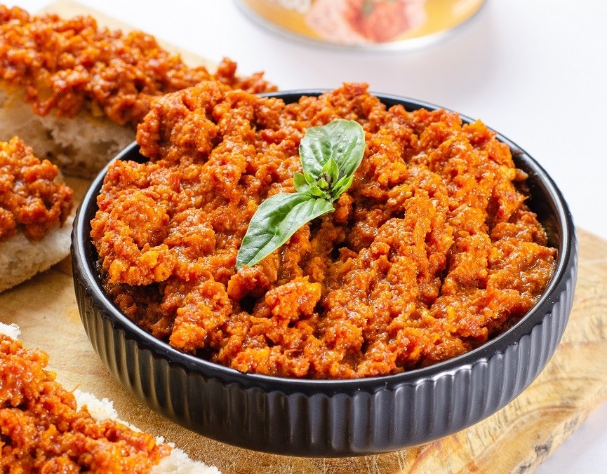 Serpentinas de chorizo ahumado: La Montserratina reinventa este clásico de las fiestas venezolanas