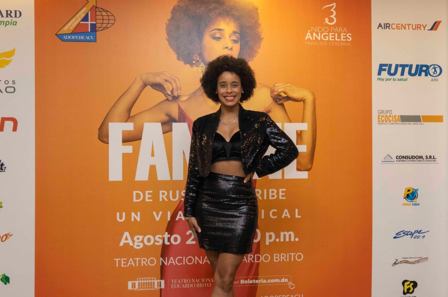 Cantante domínico-rusa FANTINE promete una noche de éxitos en el Teatro Nacional