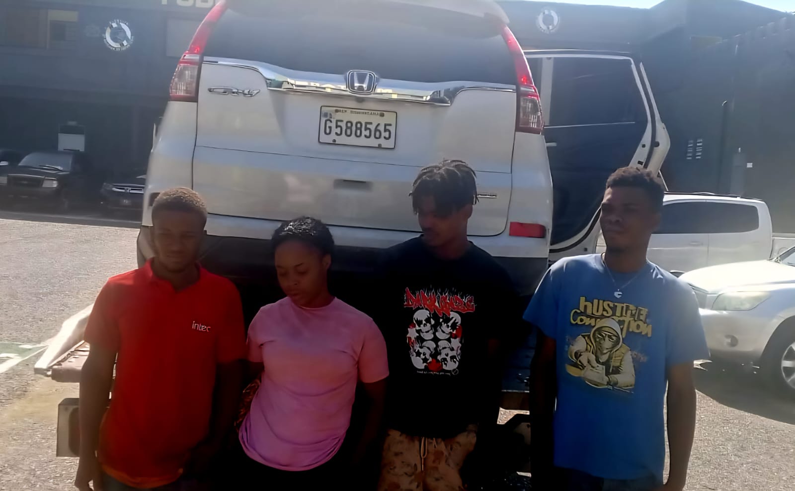 Ejército detiene a cuatro nacionales haitianos