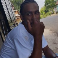 Matan a joven de una estocada en comunidad de Peralvillo, Monte Plata; familiares exigen justicia
