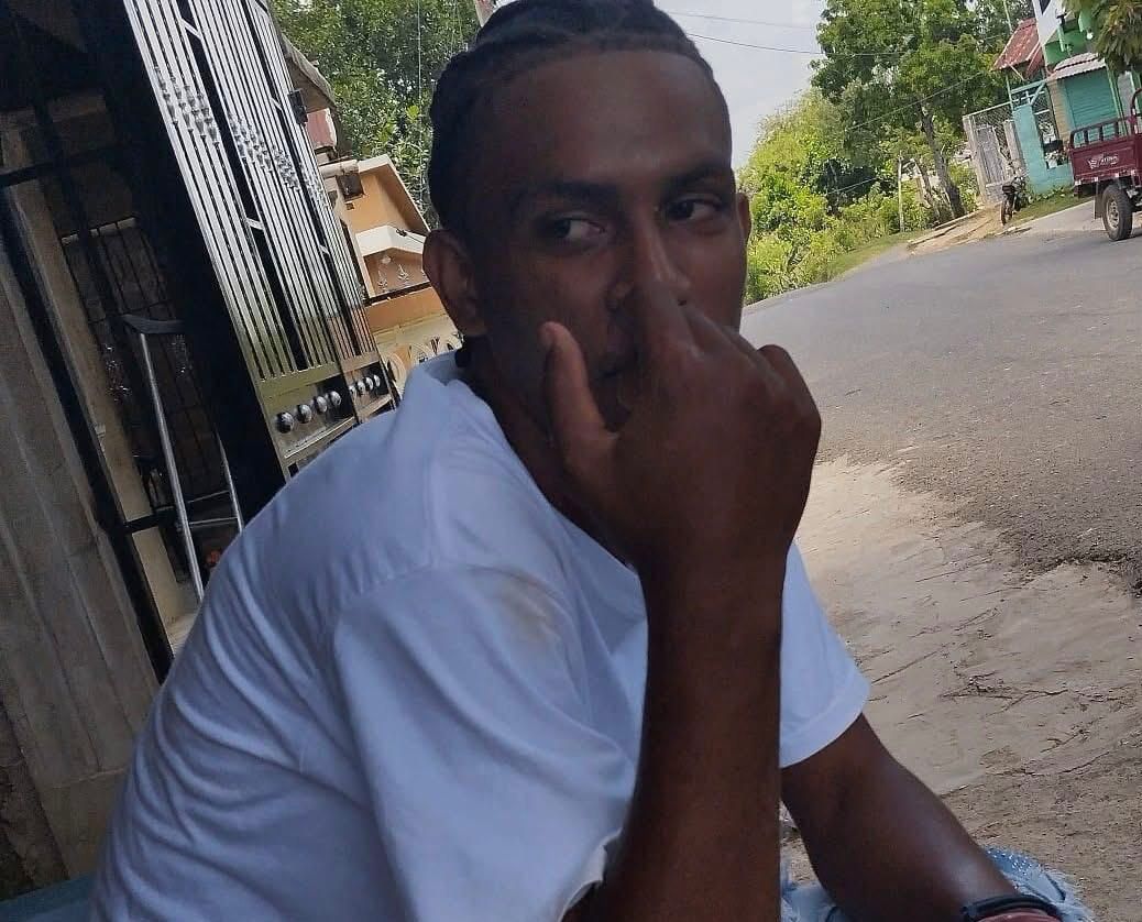 Matan a joven de una estocada en comunidad de Peralvillo, Monte Plata; familiares exigen justicia