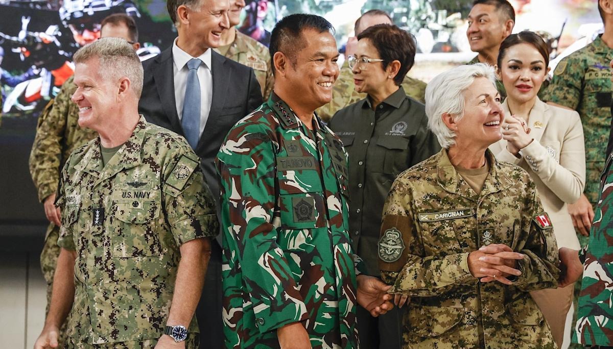 Soldados de 13 países, incluido EEUU, participan en ejercicios militares de Indonesia