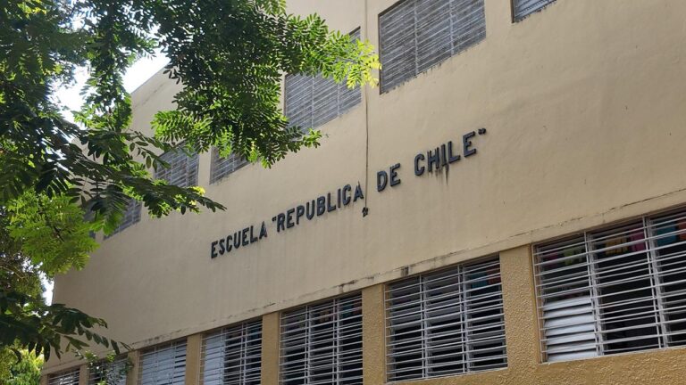 Con actos simultáneos en todo el país quedó iniciado el año escolar 2025-2026