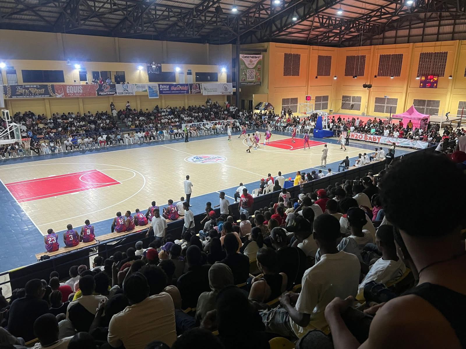 Torneo Superior de Baloncesto de Yamasá 2025 se consolida