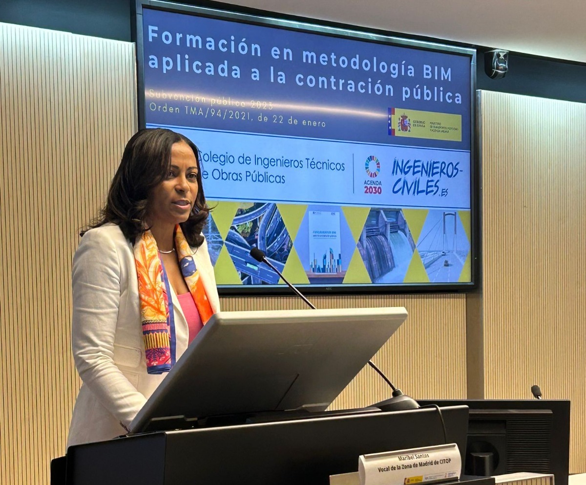 Maribel Santos, primera mujer vicedecana del Colegio de Ingenieros Civiles en España
