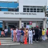 Enfermeras del Hospital San Vicente de Paúl se unen al paro nacional de 24 horas por mejores condiciones laborales