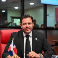 Senador Ortiz se reúne con presidente Abinader para impulsar obras claves en Ocoa