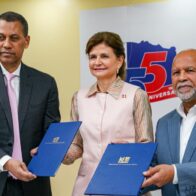 ADP e INDOTEL firman acuerdo para impulsar formación digital en el magisterio